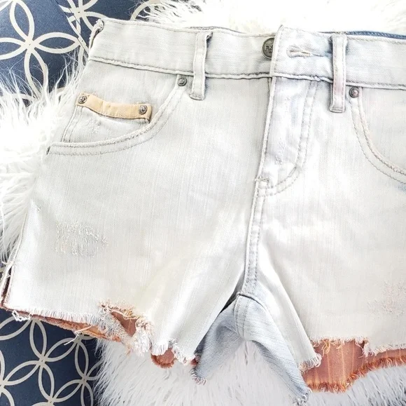 Free People Boho Jean shorts - Picture 8 of 8